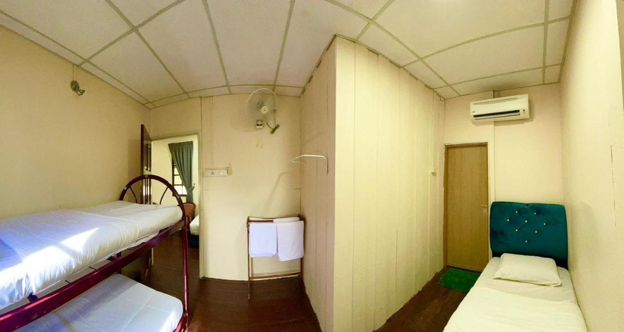Dgeting Beach Resort Tumpat Eksteriør bilde